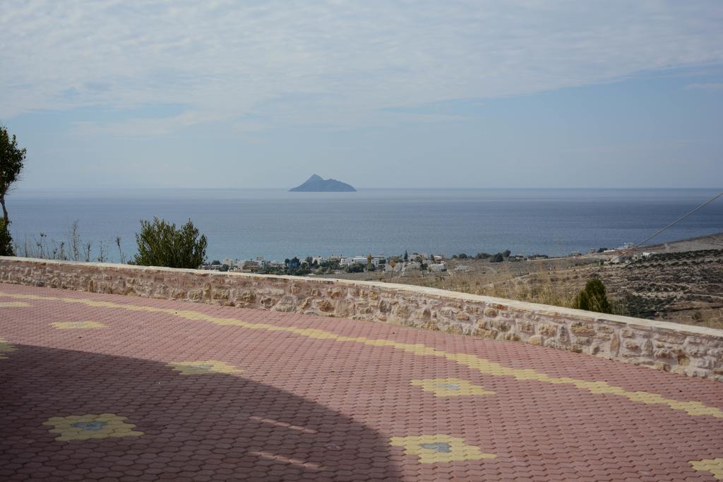 Villas Alexandros Petrino Kalamaki  Cameră foto