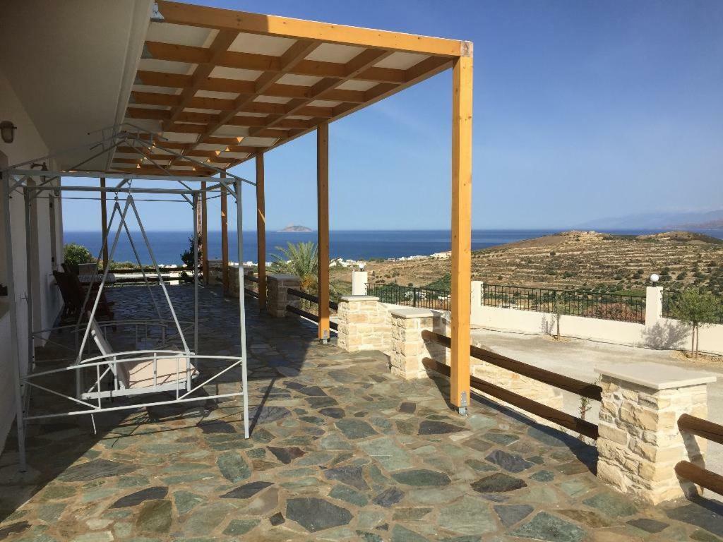 Villas Alexandros Petrino Kalamaki  Exterior foto